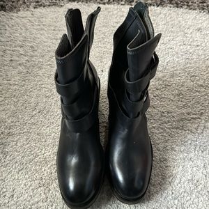 Rebels Brand boots